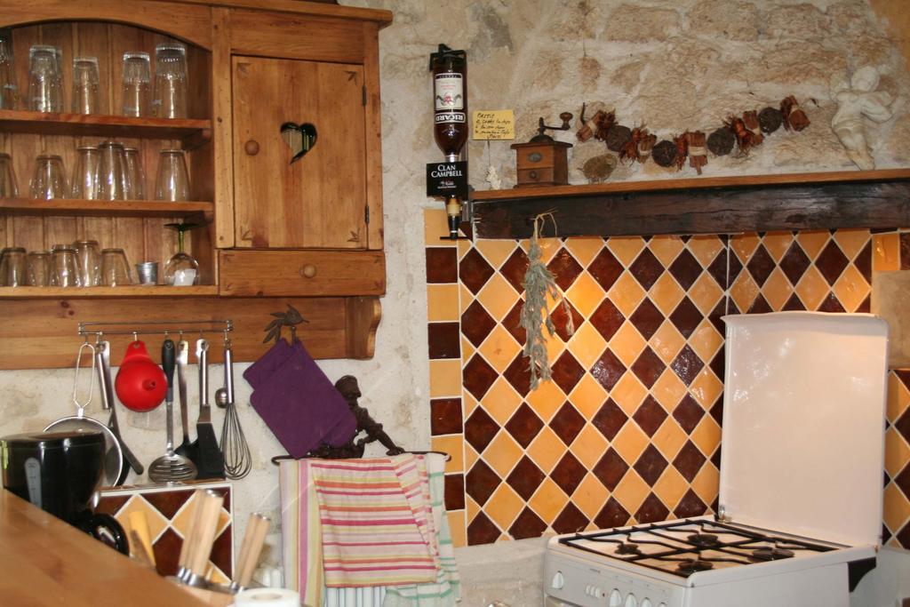 Chambre D'Hotes La Romarine Barnave Ngoại thất bức ảnh