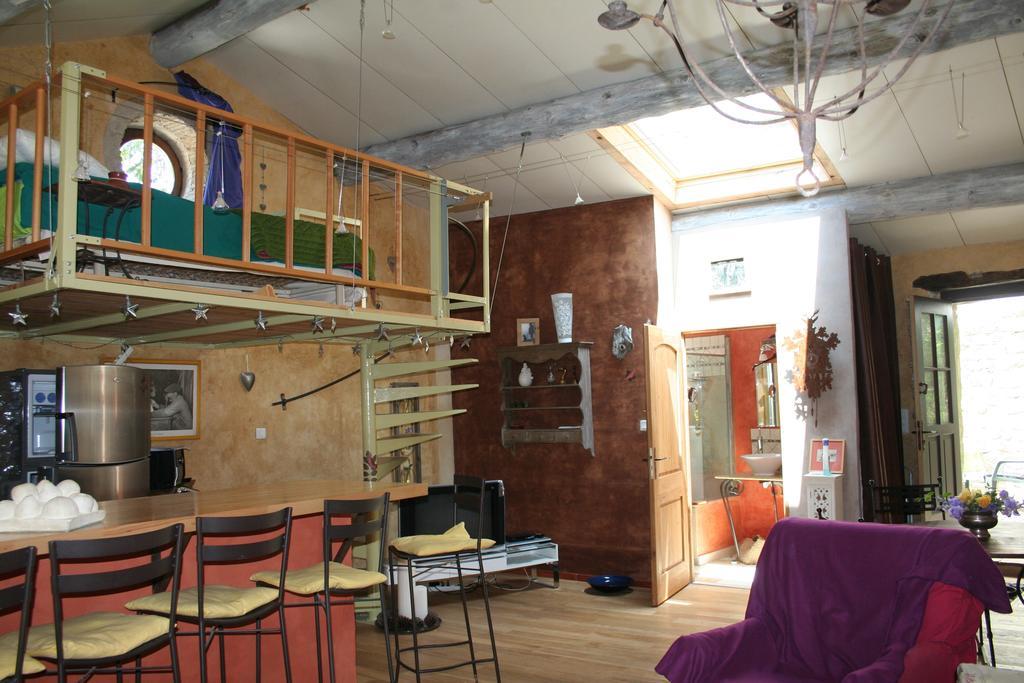 Chambre D'Hotes La Romarine Barnave Phòng bức ảnh