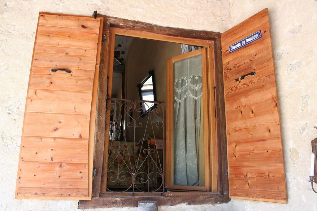 Chambre D'Hotes La Romarine Barnave Ngoại thất bức ảnh